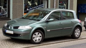 Comment trouver le fusible des vitres sur Renault Mégane 2